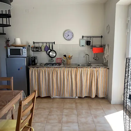 Semesterbostad Casetta Di Dany