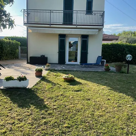Casetta Di Dany Feriehus Santo Stefano di Magra