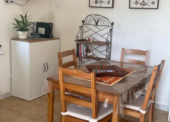 Casetta Di Dany بيت للعطل